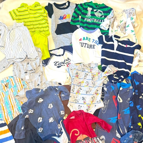 Bundle of shirt, short, onsie 27 boys' clothing 6-9 months for infants/baby - Picture 2 of 12